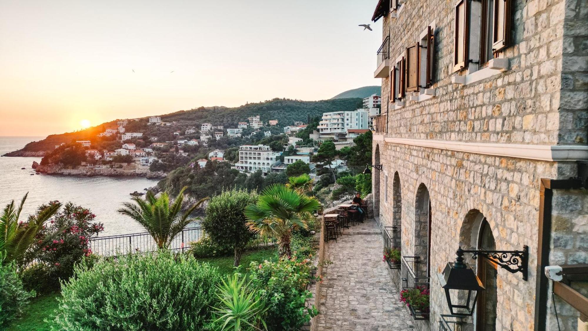 Hotel Pirate Old Town Ulcinj Kültér fotó