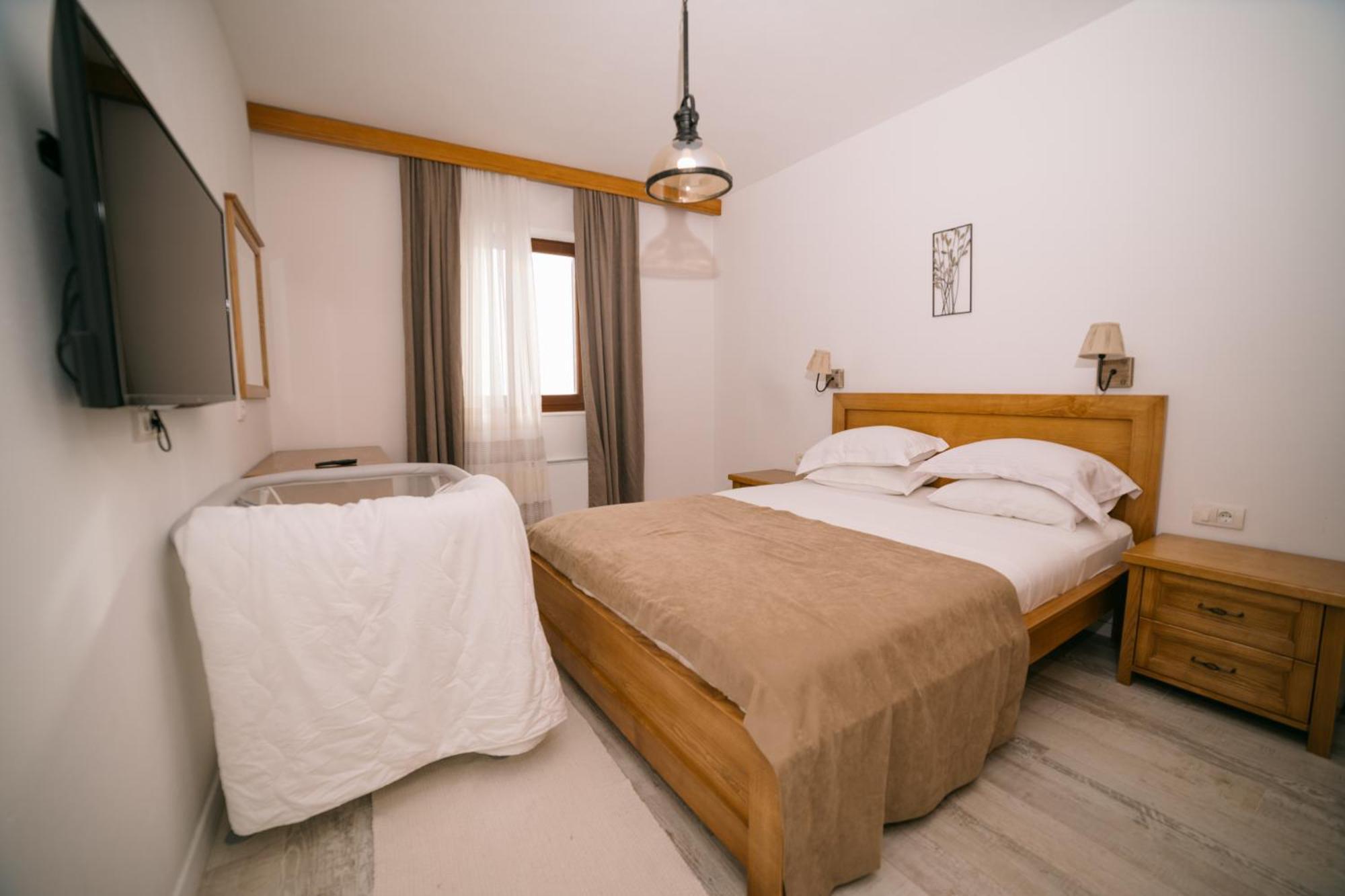 Hotel Pirate Old Town Ulcinj Kültér fotó
