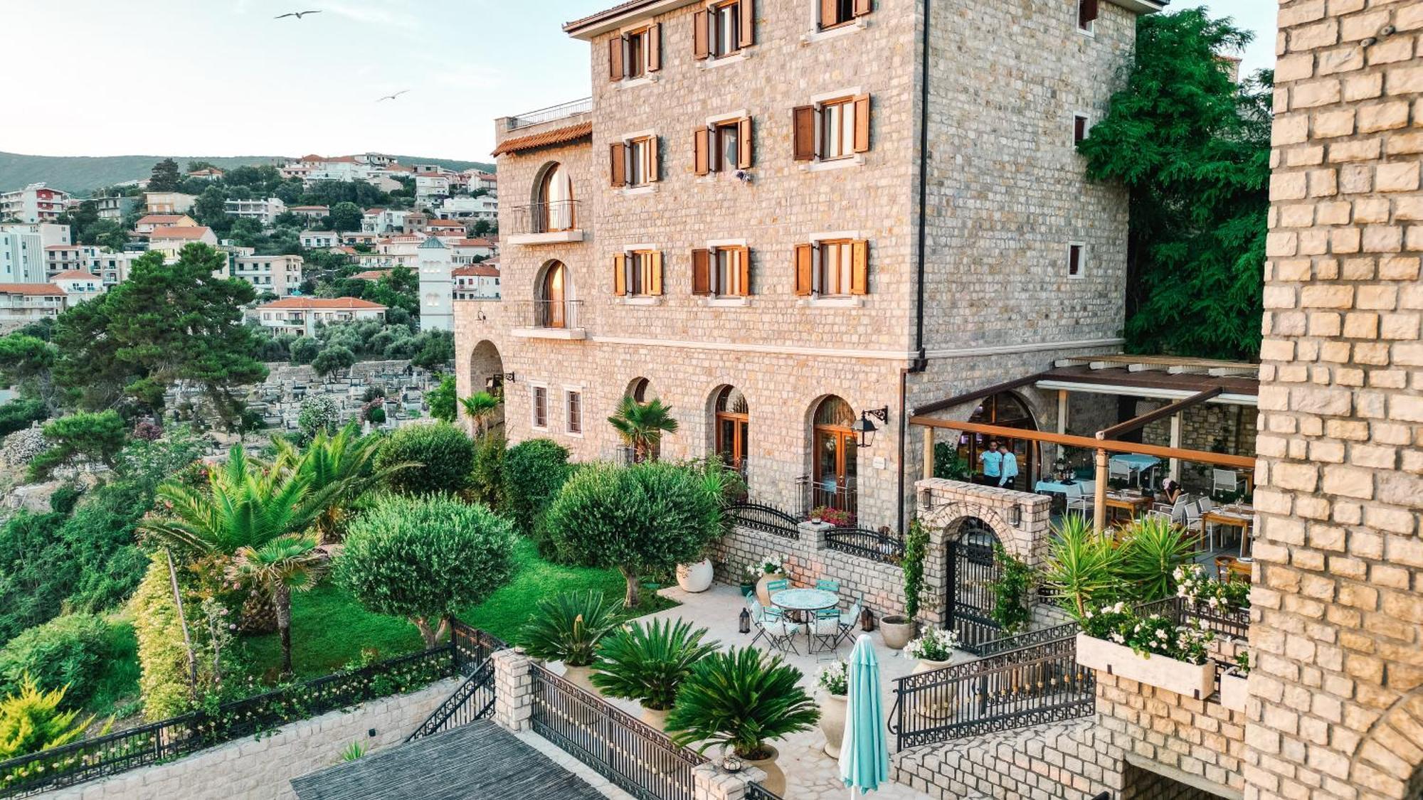 Hotel Pirate Old Town Ulcinj Kültér fotó