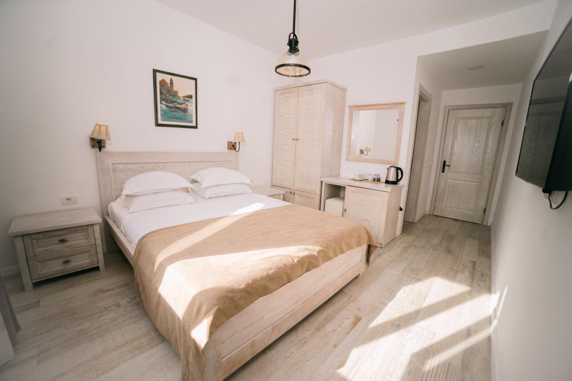 Hotel Pirate Old Town Ulcinj Kültér fotó